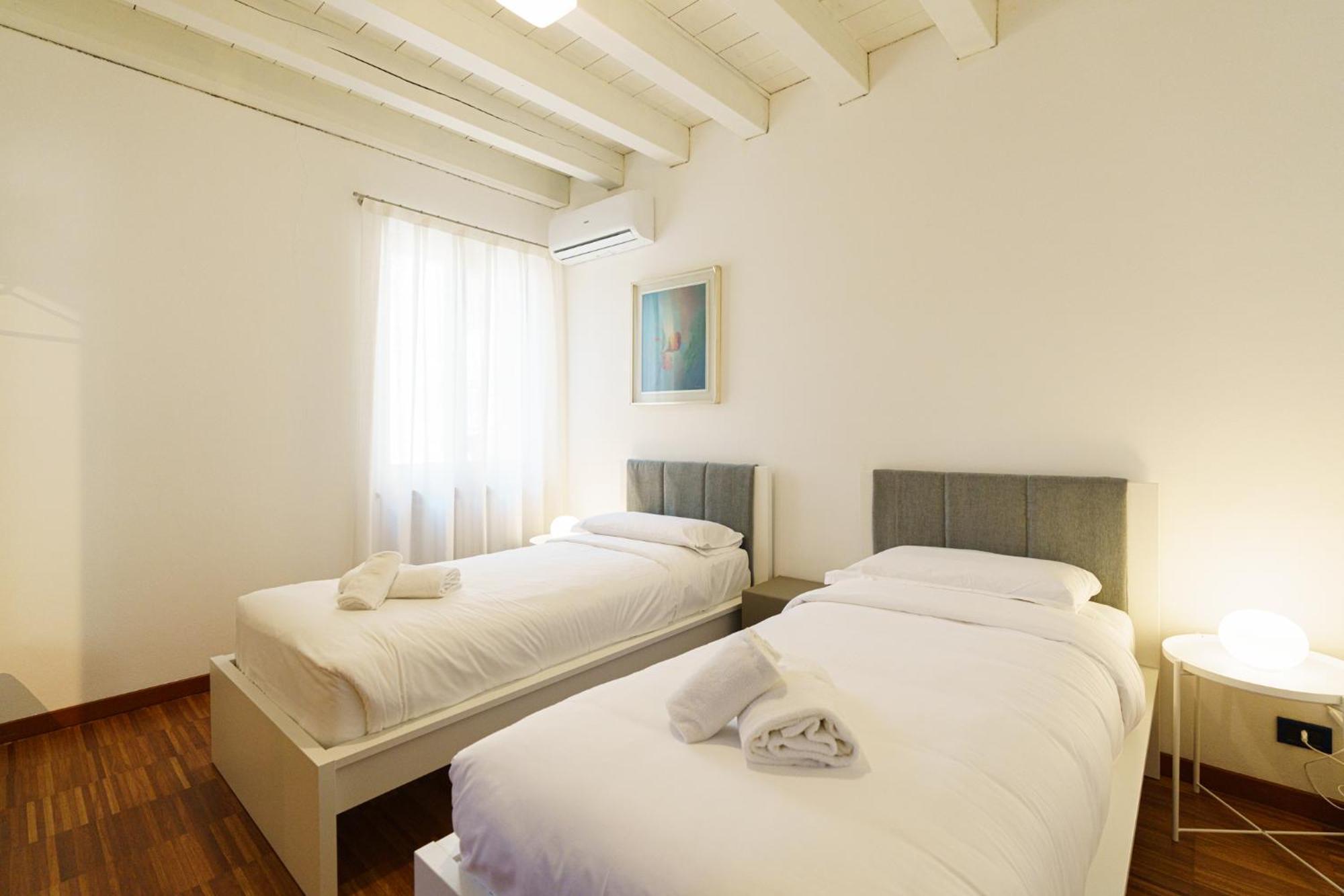Domus Verona - Residenza Marconi Номер фото